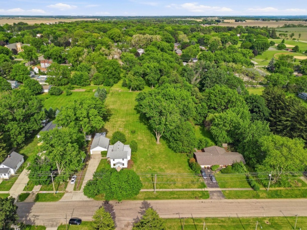 411 McKendrie, MOUNT MORRIS, Illinois 61054, 3 Bedrooms Bedrooms, ,2 BathroomsBathrooms,House,For Sale,McKendrie,202603138