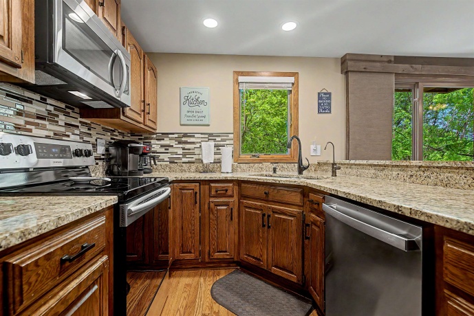 23 Farmstead, GALENA, Illinois 61036, 3 Bedrooms Bedrooms, ,3 BathroomsBathrooms,Condominium,For Sale,Farmstead,202603139