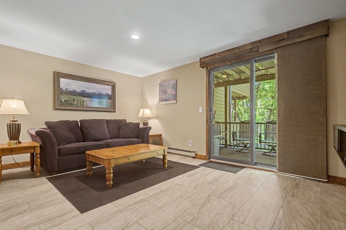23 Farmstead, GALENA, Illinois 61036, 3 Bedrooms Bedrooms, ,3 BathroomsBathrooms,Condominium,For Sale,Farmstead,202603139
