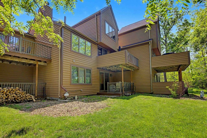 23 Farmstead, GALENA, Illinois 61036, 3 Bedrooms Bedrooms, ,3 BathroomsBathrooms,Condominium,For Sale,Farmstead,202603139