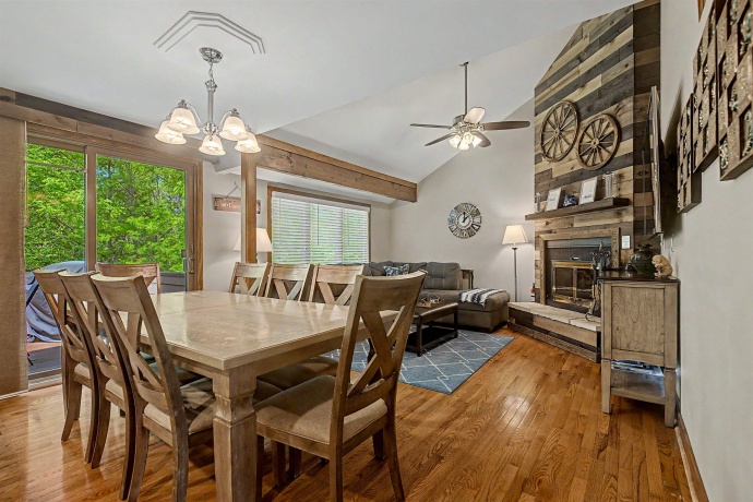 23 Farmstead, GALENA, Illinois 61036, 3 Bedrooms Bedrooms, ,3 BathroomsBathrooms,Condominium,For Sale,Farmstead,202603139