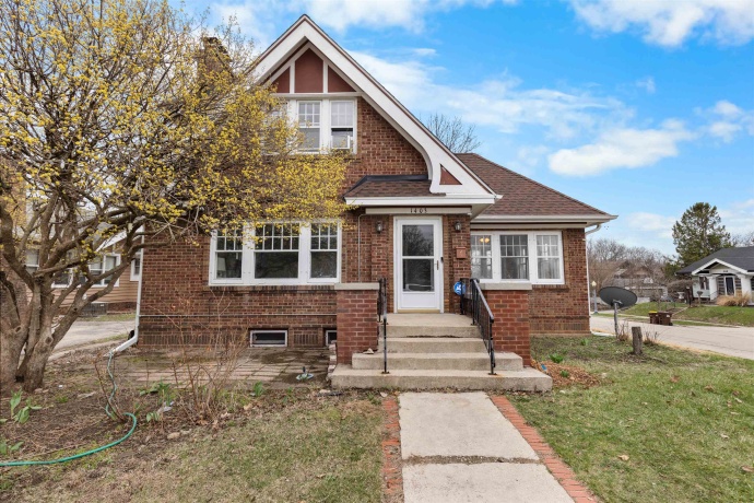 1403 Post, ROCKFORD, Illinois 61103, 4 Bedrooms Bedrooms, ,2 BathroomsBathrooms,House,For Sale,Post,202601823