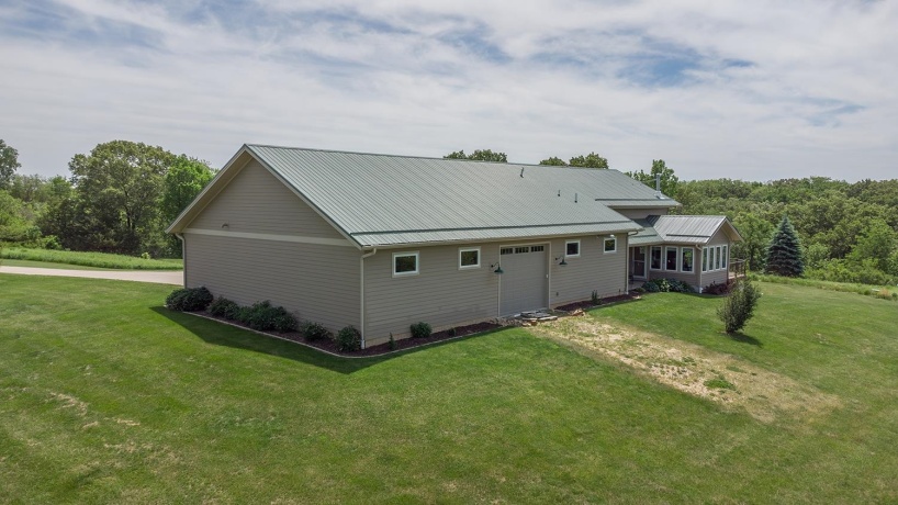 16168 Scenic Ridge, SAVANNA, Illinois 61074, 3 Bedrooms Bedrooms, ,2 BathroomsBathrooms,House,For Sale,Scenic Ridge,202603143
