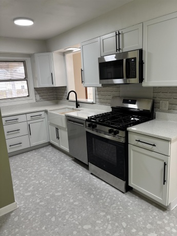 1323 Leaman, ROCKFORD, Illinois 61108, 2 Bedrooms Bedrooms, ,1 BathroomBathrooms,House,For Sale,Leaman,202603144