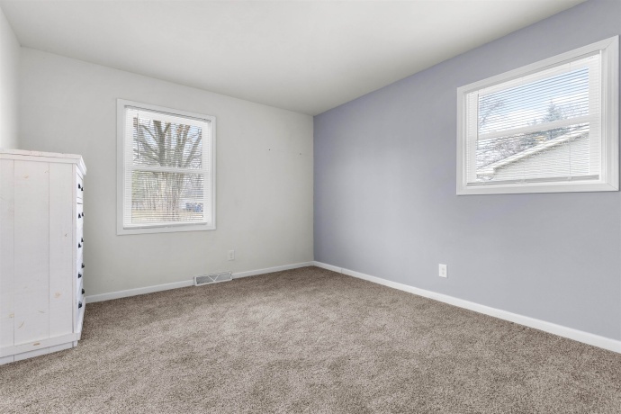 4446 Scarlet Oak, ROCKFORD, Illinois 61109, 3 Bedrooms Bedrooms, ,1 BathroomBathrooms,House,For Sale,Scarlet Oak,202600468