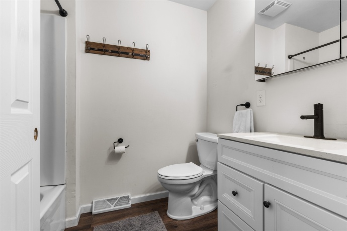 4446 Scarlet Oak, ROCKFORD, Illinois 61109, 3 Bedrooms Bedrooms, ,1 BathroomBathrooms,House,For Sale,Scarlet Oak,202600468