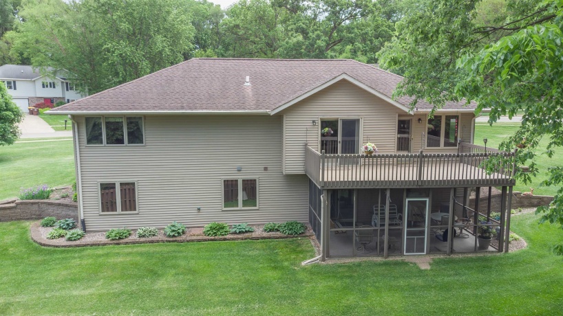 920 Mesa, FREEPORT, Illinois 61032, 3 Bedrooms Bedrooms, ,3 BathroomsBathrooms,House,For Sale,Mesa,202603145