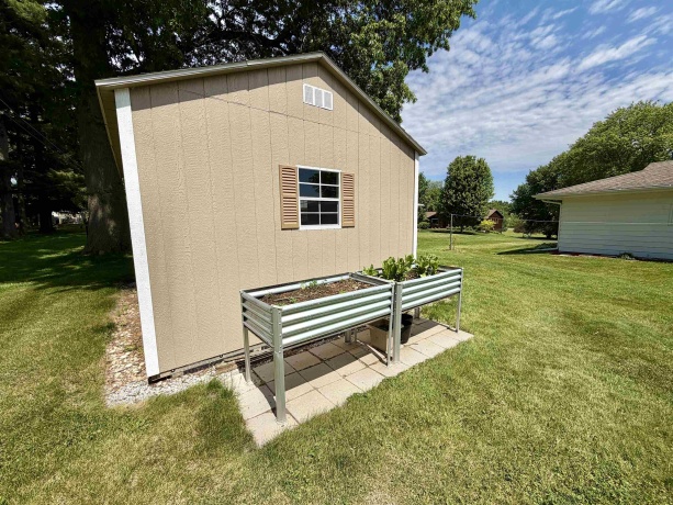 1135 Oakhill, FREEPORT, Illinois 61032, 3 Bedrooms Bedrooms, ,1 BathroomBathrooms,House,For Sale,Oakhill,202603146