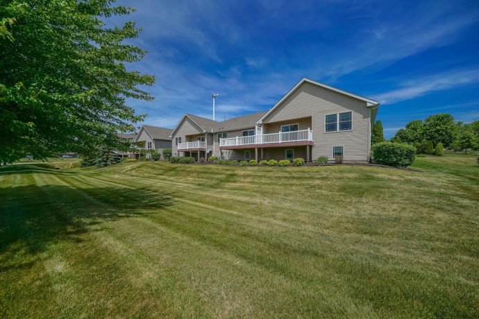 1629 Warrenton, BYRON, Illinois 61010, 4 Bedrooms Bedrooms, ,3 BathroomsBathrooms,Condominium,For Sale,Warrenton,202603147