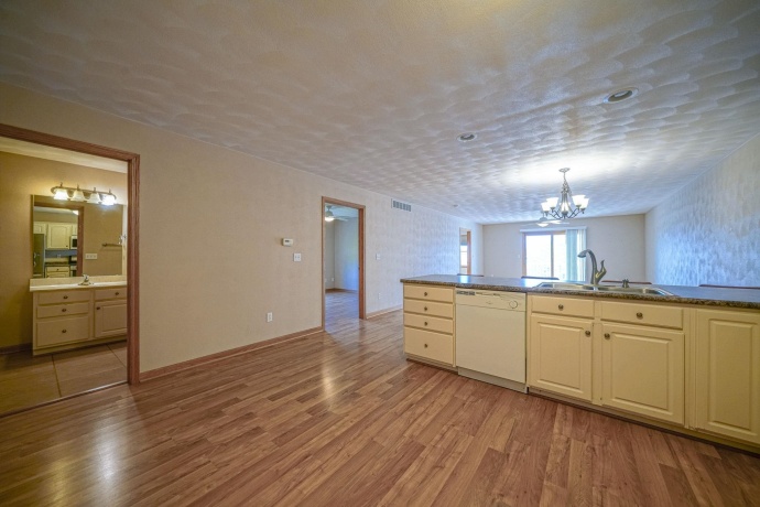 1629 Warrenton, BYRON, Illinois 61010, 4 Bedrooms Bedrooms, ,3 BathroomsBathrooms,Condominium,For Sale,Warrenton,202603147