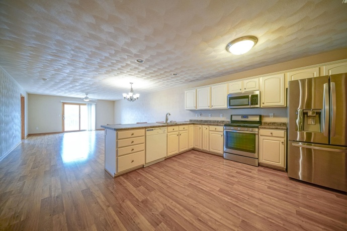 1629 Warrenton, BYRON, Illinois 61010, 4 Bedrooms Bedrooms, ,3 BathroomsBathrooms,Condominium,For Sale,Warrenton,202603147