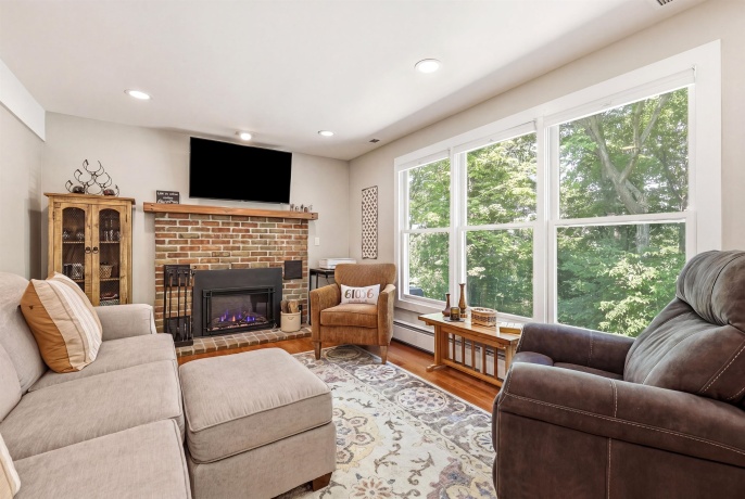 30 Thatcher, GALENA, Illinois 61036, 2 Bedrooms Bedrooms, ,2 BathroomsBathrooms,Condominium,For Sale,Thatcher,202603148