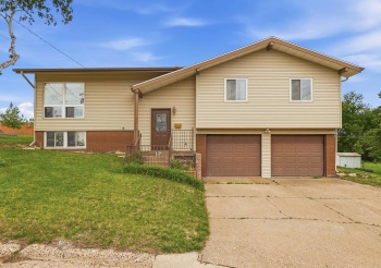 117 Kelly, GALENA, Illinois 61036, 3 Bedrooms Bedrooms, ,2 BathroomsBathrooms,House,For Sale,Kelly,202603150