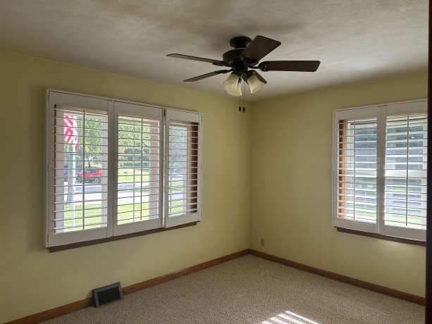 1723 LAWN, SAVANNA, Illinois 61074, 4 Bedrooms Bedrooms, ,2 BathroomsBathrooms,House,For Sale,LAWN,202603154