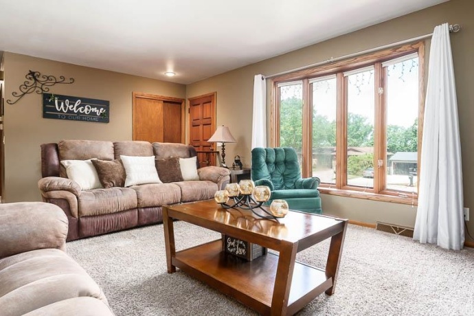 1749 Oak Leaf, SOUTH BELOIT, Illinois 61080, 3 Bedrooms Bedrooms, ,1 BathroomBathrooms,House,For Sale,Oak Leaf,202603155