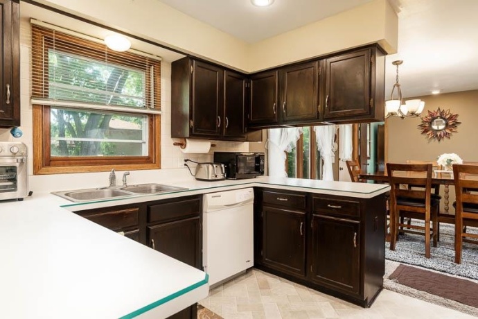 1749 Oak Leaf, SOUTH BELOIT, Illinois 61080, 3 Bedrooms Bedrooms, ,1 BathroomBathrooms,House,For Sale,Oak Leaf,202603155