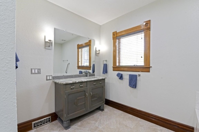 204 FREEMONT, DURAND, Illinois 61024, 4 Bedrooms Bedrooms, ,3 BathroomsBathrooms,House,For Sale,FREEMONT,202603156
