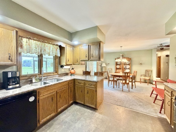 13639 Sundance, ROCKTON, Illinois 61072, 3 Bedrooms Bedrooms, ,2 BathroomsBathrooms,House,For Sale,Sundance,202603157