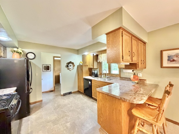 13639 Sundance, ROCKTON, Illinois 61072, 3 Bedrooms Bedrooms, ,2 BathroomsBathrooms,House,For Sale,Sundance,202603157