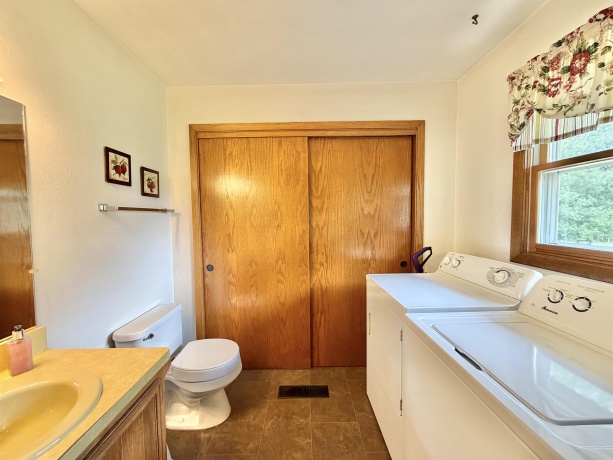 13639 Sundance, ROCKTON, Illinois 61072, 3 Bedrooms Bedrooms, ,2 BathroomsBathrooms,House,For Sale,Sundance,202603157