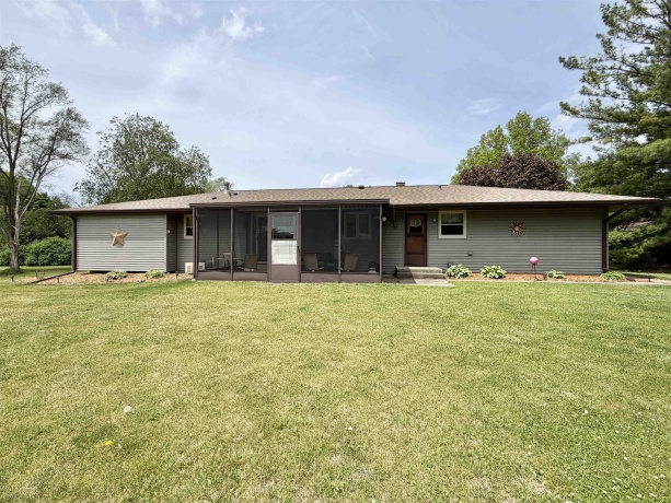 13639 Sundance, ROCKTON, Illinois 61072, 3 Bedrooms Bedrooms, ,2 BathroomsBathrooms,House,For Sale,Sundance,202603157