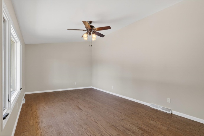 8406 Nolan, HARVARD, Illinois 60033, 3 Bedrooms Bedrooms, ,2 BathroomsBathrooms,House,For Sale,Nolan,202603158