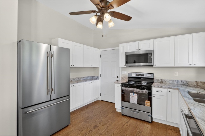 8406 Nolan, HARVARD, Illinois 60033, 3 Bedrooms Bedrooms, ,2 BathroomsBathrooms,House,For Sale,Nolan,202603158