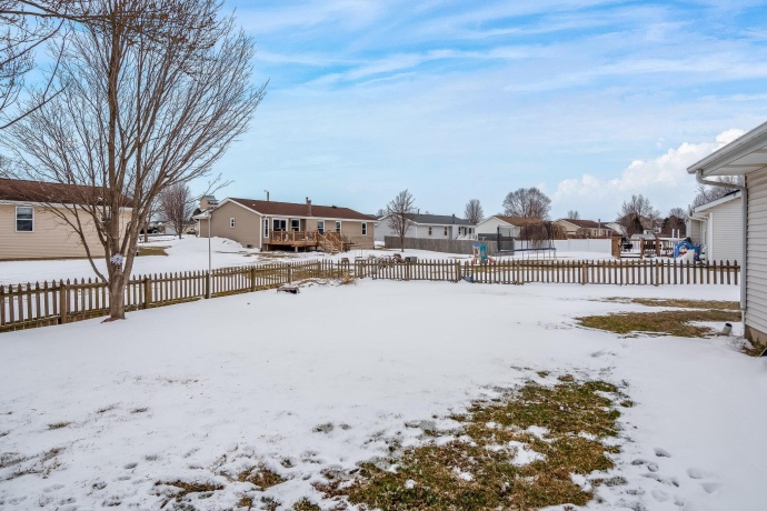 136 Harvest Glenn, DAVIS JUNCTION, Illinois 61020, 3 Bedrooms Bedrooms, ,2 BathroomsBathrooms,House,For Sale,Harvest Glenn,202601579