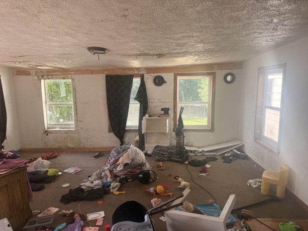 2021 Loomis, ROCKFORD, Illinois 61102, 3 Bedrooms Bedrooms, ,1 BathroomBathrooms,House,For Sale,Loomis,202603159