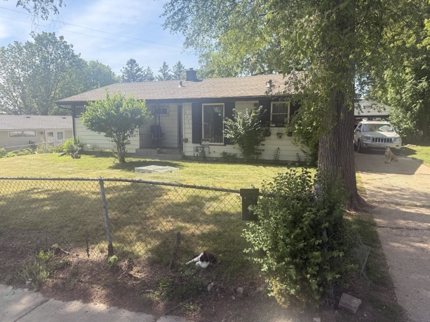 2021 Loomis, ROCKFORD, Illinois 61102, 3 Bedrooms Bedrooms, ,1 BathroomBathrooms,House,For Sale,Loomis,202603159