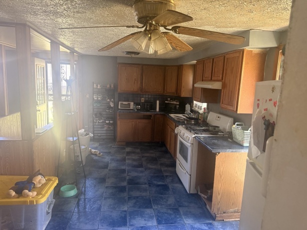2021 Loomis, ROCKFORD, Illinois 61102, 3 Bedrooms Bedrooms, ,1 BathroomBathrooms,House,For Sale,Loomis,202603159