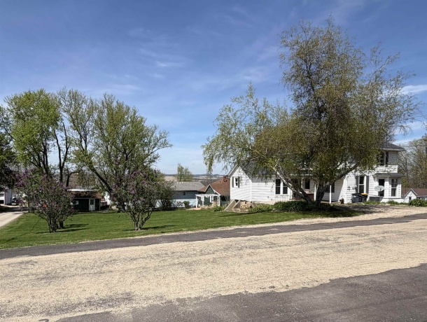 216 Washington, ELIZABETH, Illinois 61028, 4 Bedrooms Bedrooms, ,2 BathroomsBathrooms,House,For Sale,Washington,202601275