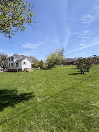 216 Washington, ELIZABETH, Illinois 61028, 4 Bedrooms Bedrooms, ,2 BathroomsBathrooms,House,For Sale,Washington,202601275