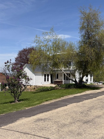 216 Washington, ELIZABETH, Illinois 61028, 4 Bedrooms Bedrooms, ,2 BathroomsBathrooms,House,For Sale,Washington,202601275