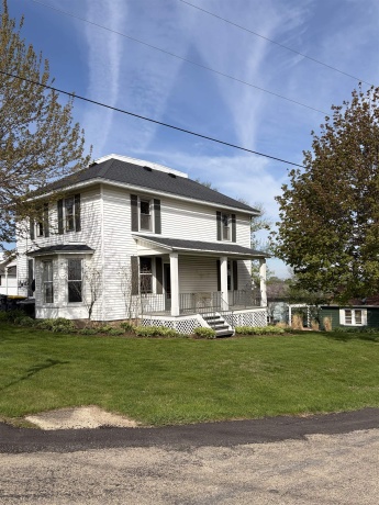 216 Washington, ELIZABETH, Illinois 61028, 4 Bedrooms Bedrooms, ,2 BathroomsBathrooms,House,For Sale,Washington,202601275