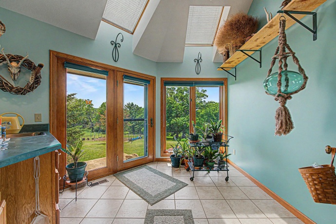 431 Stadel, ELIZABETH, Illinois 61028, 3 Bedrooms Bedrooms, ,2 BathroomsBathrooms,House,For Sale,Stadel,202603167