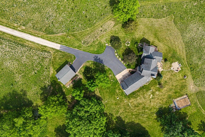 431 Stadel, ELIZABETH, Illinois 61028, 3 Bedrooms Bedrooms, ,2 BathroomsBathrooms,House,For Sale,Stadel,202603167