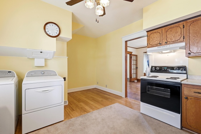 407 Washington, HANOVER, Illinois 61041, 4 Bedrooms Bedrooms, ,2 BathroomsBathrooms,House,For Sale,Washington,202603168