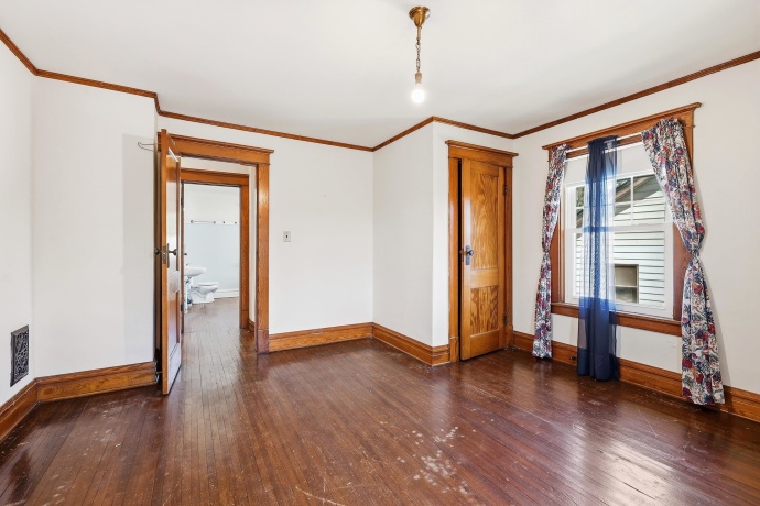 407 Washington, HANOVER, Illinois 61041, 4 Bedrooms Bedrooms, ,2 BathroomsBathrooms,House,For Sale,Washington,202603168