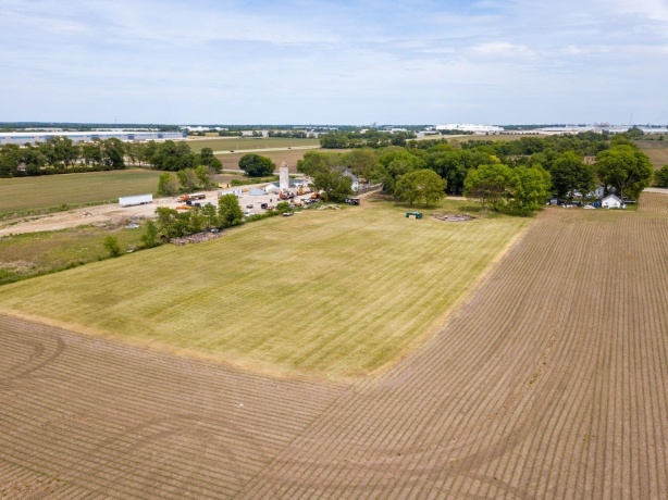 5866 Irene, BELVIDERE, Illinois 61008, 3 Bedrooms Bedrooms, ,3 BathroomsBathrooms,House,For Sale,Irene,202603169
