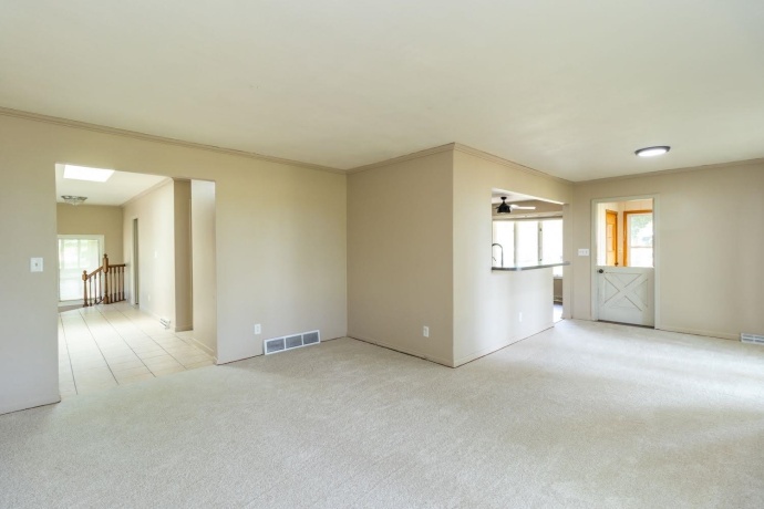 5866 Irene, BELVIDERE, Illinois 61008, 3 Bedrooms Bedrooms, ,3 BathroomsBathrooms,House,For Sale,Irene,202603169