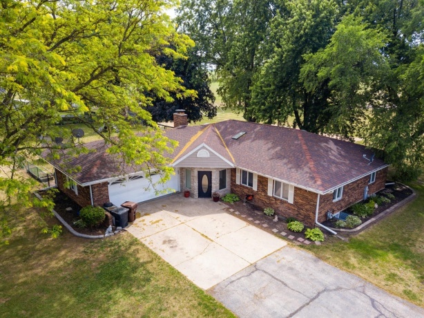 5866 Irene, BELVIDERE, Illinois 61008, 3 Bedrooms Bedrooms, ,3 BathroomsBathrooms,House,For Sale,Irene,202603169
