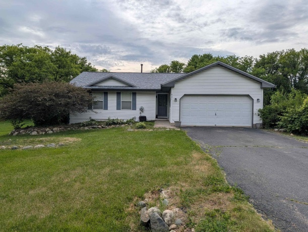 531 Bounty, POPLAR GROVE, Illinois 61065, 4 Bedrooms Bedrooms, ,2 BathroomsBathrooms,House,For Sale,Bounty,202603171