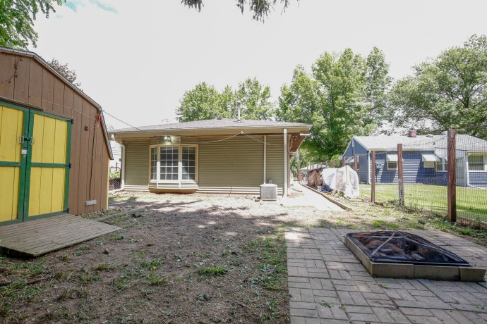 411 Lincoln, MOUNT MORRIS, Illinois 61054, 3 Bedrooms Bedrooms, ,1 BathroomBathrooms,House,For Sale,Lincoln,202603172