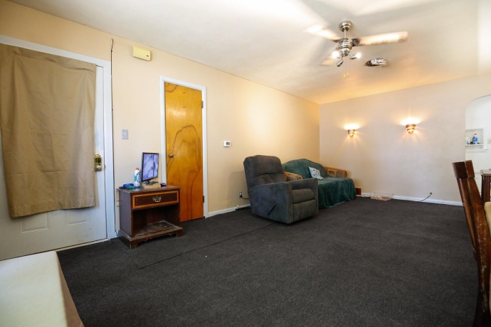 411 Lincoln, MOUNT MORRIS, Illinois 61054, 3 Bedrooms Bedrooms, ,1 BathroomBathrooms,House,For Sale,Lincoln,202603172