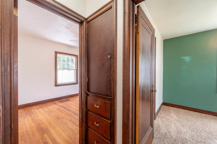 206 Mulberry, MOUNT MORRIS, Illinois 61054, 2 Bedrooms Bedrooms, ,1 BathroomBathrooms,House,For Sale,Mulberry,202603173