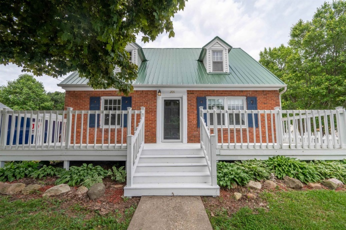 206 Mulberry, MOUNT MORRIS, Illinois 61054, 2 Bedrooms Bedrooms, ,1 BathroomBathrooms,House,For Sale,Mulberry,202603173