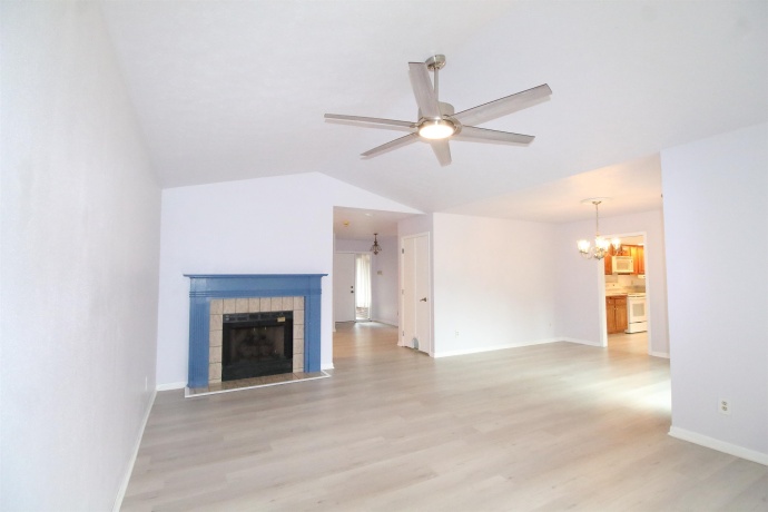 2136 Churchview #1, ROCKFORD, Illinois 61107, 3 Bedrooms Bedrooms, ,2 BathroomsBathrooms,Condominium,For Sale,Churchview #1,202603177