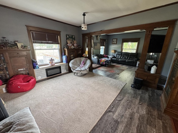 829 11th, FULTON, Illinois 61252, 5 Bedrooms Bedrooms, ,2 BathroomsBathrooms,House,For Sale,11th,202603175