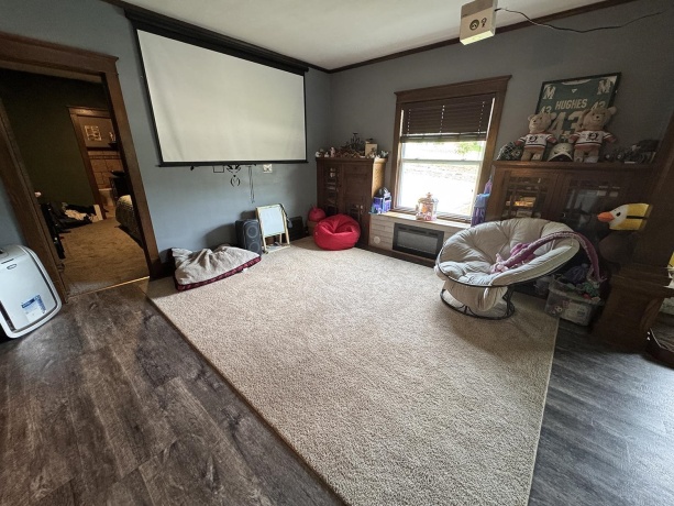 829 11th, FULTON, Illinois 61252, 5 Bedrooms Bedrooms, ,2 BathroomsBathrooms,House,For Sale,11th,202603175